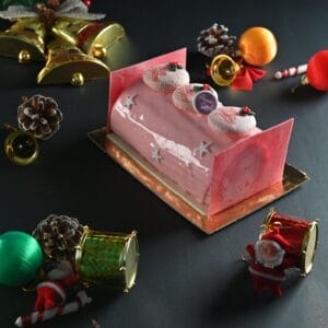 Glossy with Vannilla Yule Log